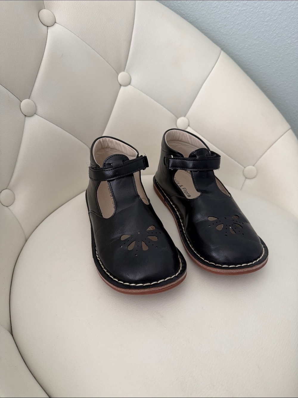 Felix & Flora Kids Black Mary Jane Uniform Shoes with T-Strap Girls 13 - Picture 3 of 10